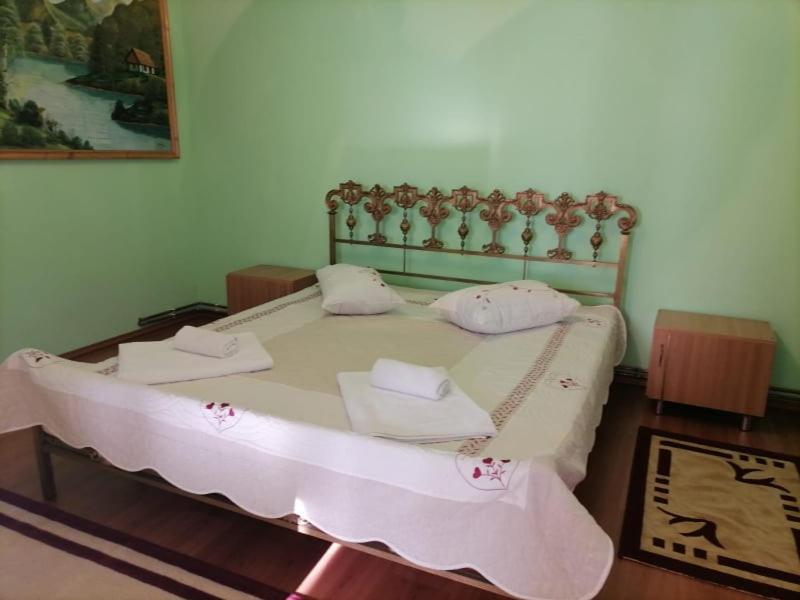 Casa Marinca Hotel Aknasugatag Kültér fotó